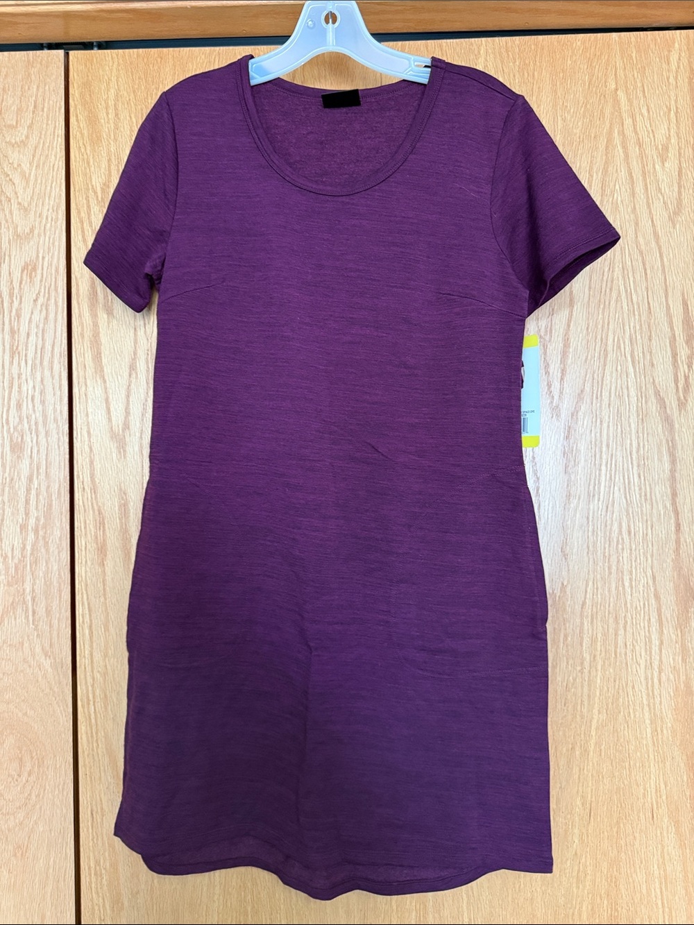 32 Degrees Short Sleeve Scoop Neck Midi Dress in Plum